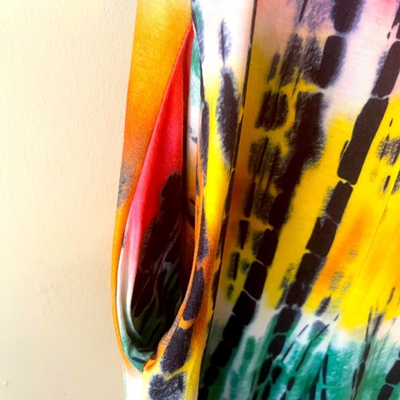 Women vibrant Colorful Jumpsuit. Size XL. Reminds you of the Jungle. - Picture 8 of 14